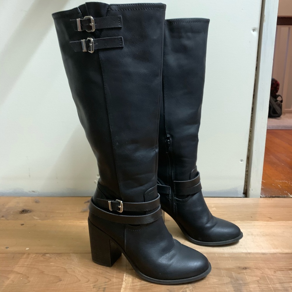 Black boots